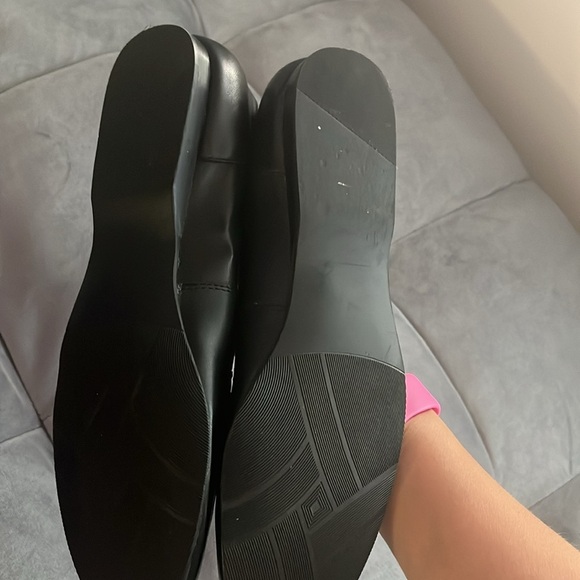 “Array: Freedom Flats size 8” - Picture 3 of 10